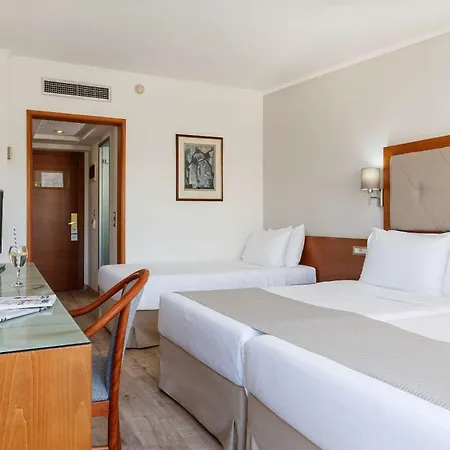 Otel Western Plaza 4*