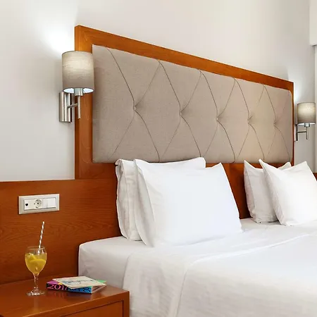 Otel Western Plaza